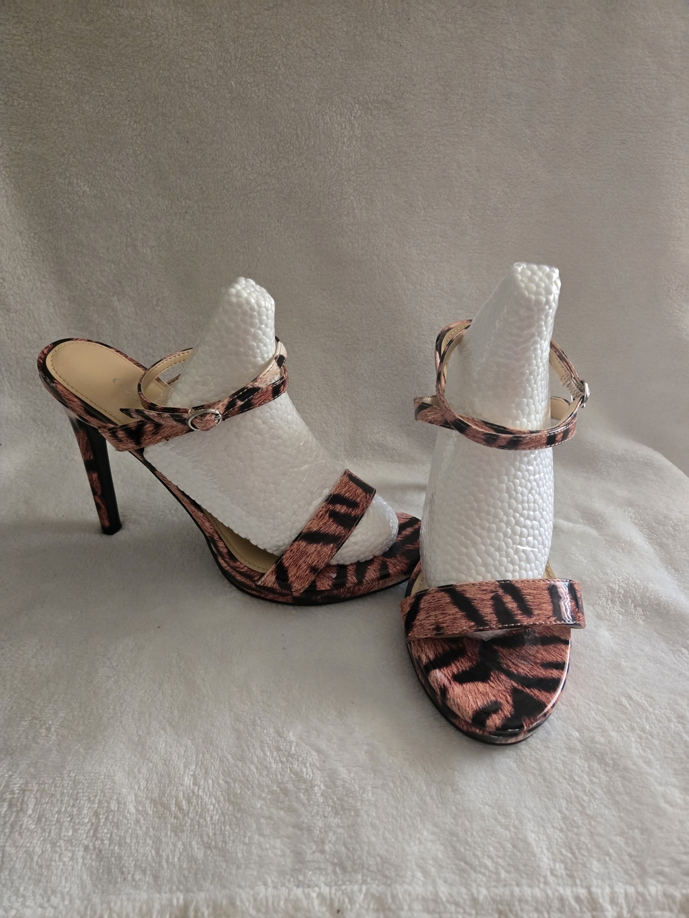 GUESS Animal Print Stiletto Heels Size 8.5